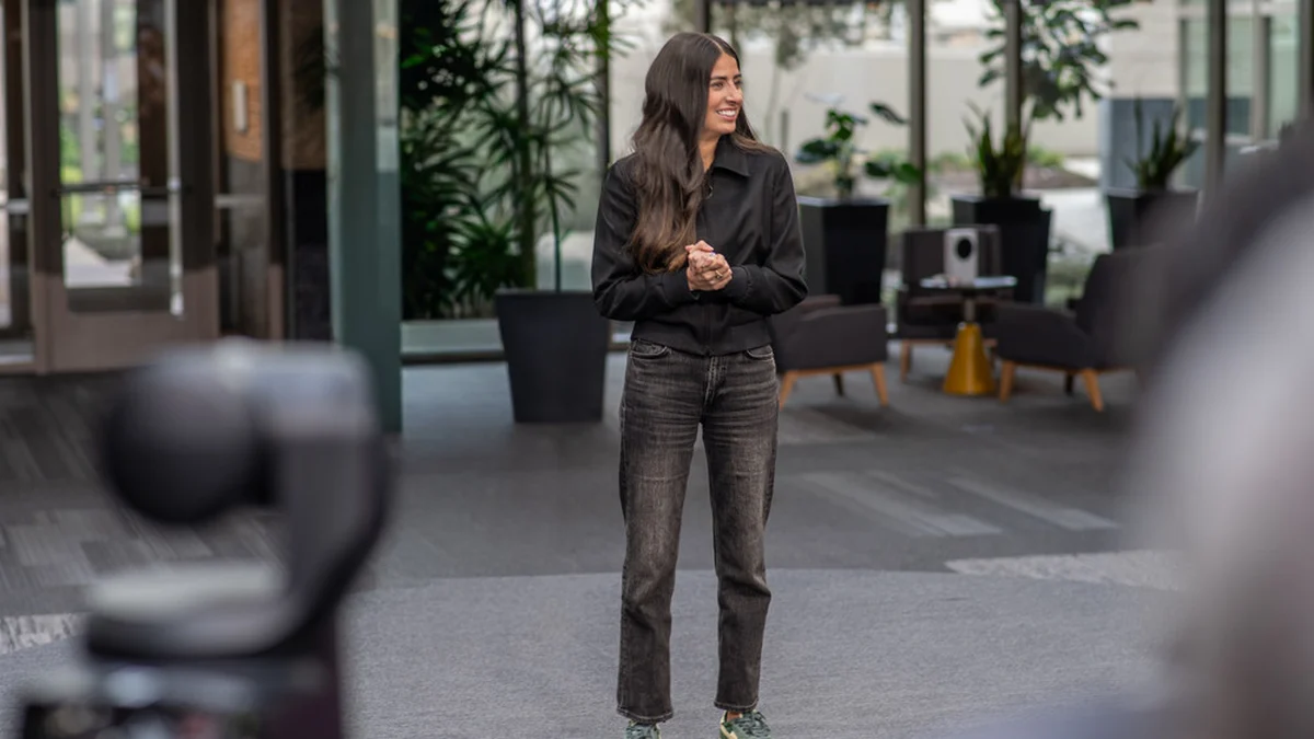 Asha Sharma admite el error de los logos: «fue un fallo y lo asumo»