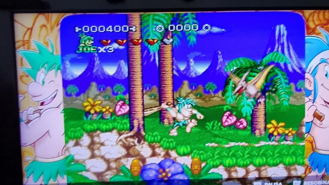 Joe & Mac: Lost in the Tropics en pleno juego
